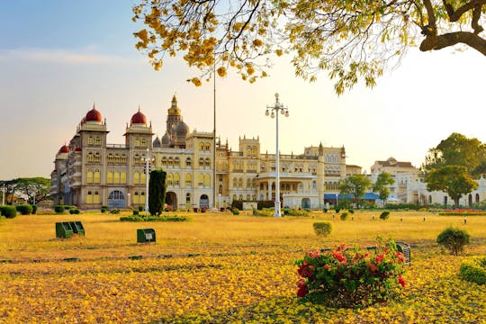 Tour di tre giorni della città di Mysore e del Parco Nazionale di Bandipur da Goa