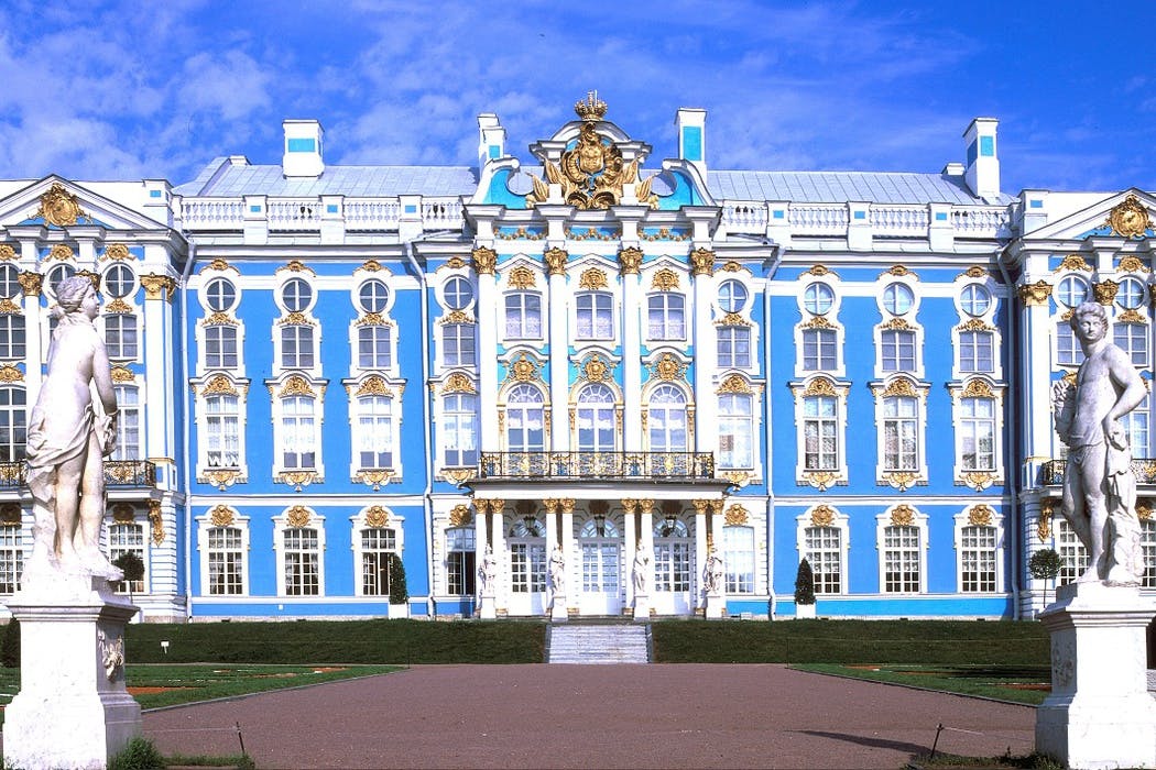 Первый каменный дворец в царском селе фото Private skip-the-line Catherine Palace tour with Amber Room musement