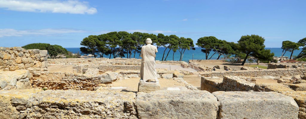 Costa Brava ed Empuries con giro panoramico in barca con piccoli gruppi