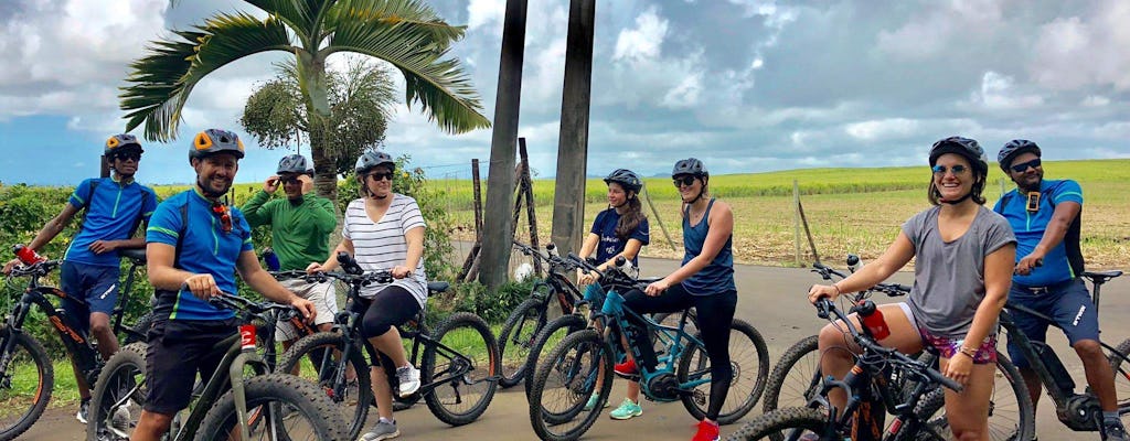 Recorrido en bicicleta eléctrica por Mauricio en Souillac