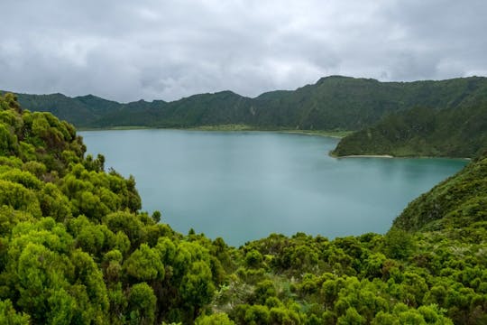 Ganztägige Wanderung durch Lagoa do Fogo