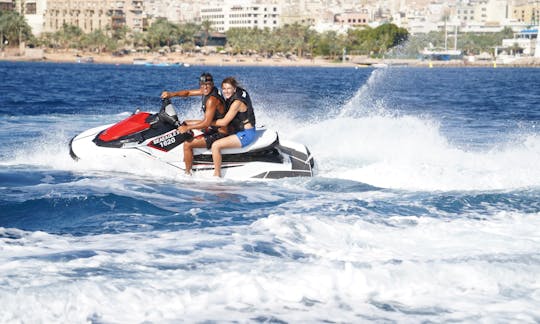 Tour privado en moto de agua en Aqaba