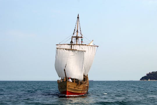 Piratenboot vanaf Obzor