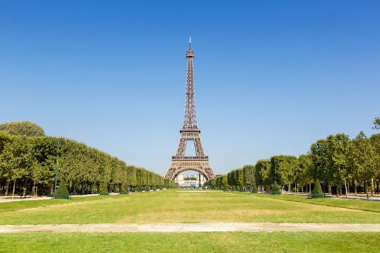 Tour gratuito sobre la historia de la Torre Eiffel y del Arco del Triunfo