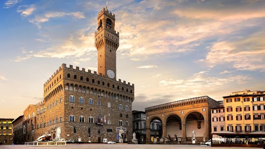 Tour privato a piedi di Firenze con una guida locale