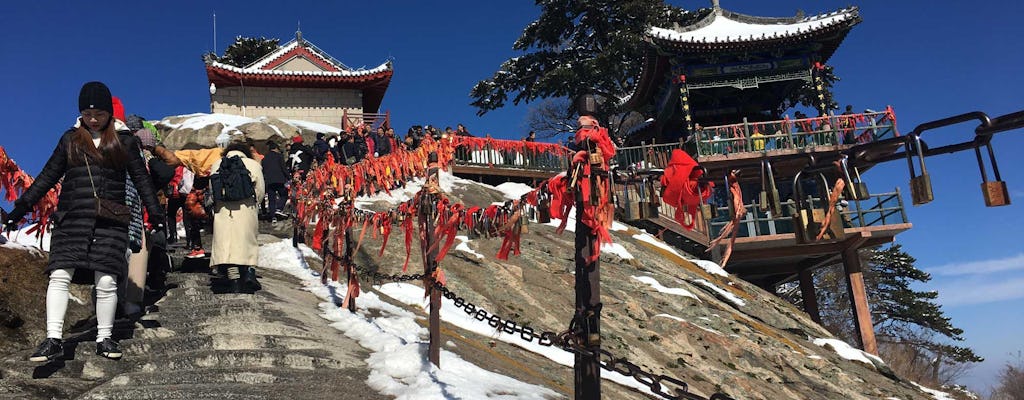 Full day private tour of Huashan Mountain