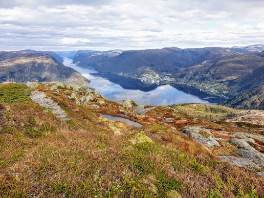 Caminhada no fiorde em Bergen com guia