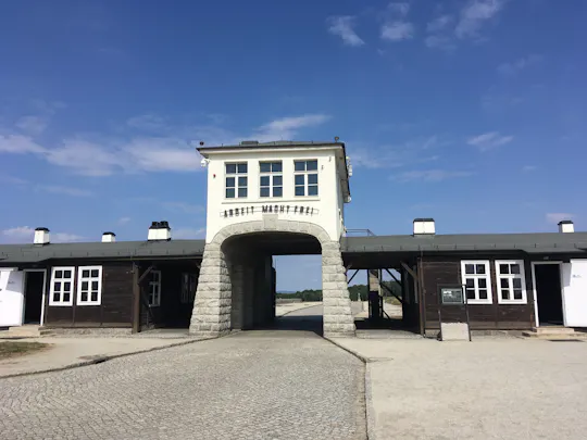 Excursão de dia inteiro sobre o legado da Segunda Guerra Mundial saindo de Wroclaw