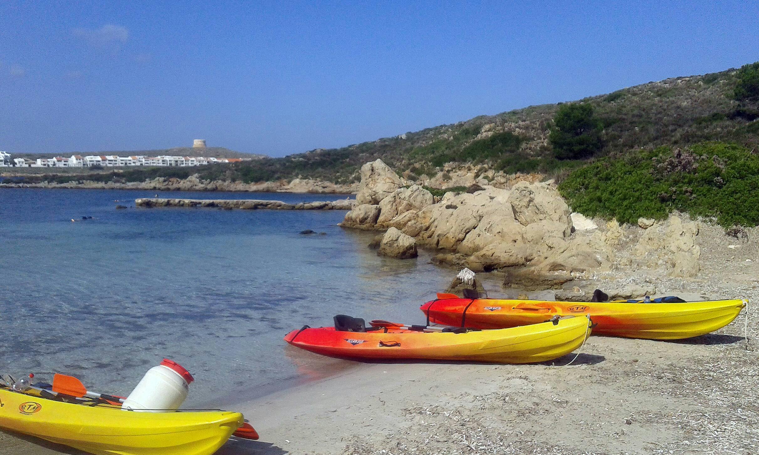 Tour in kayak della baia di Fornells