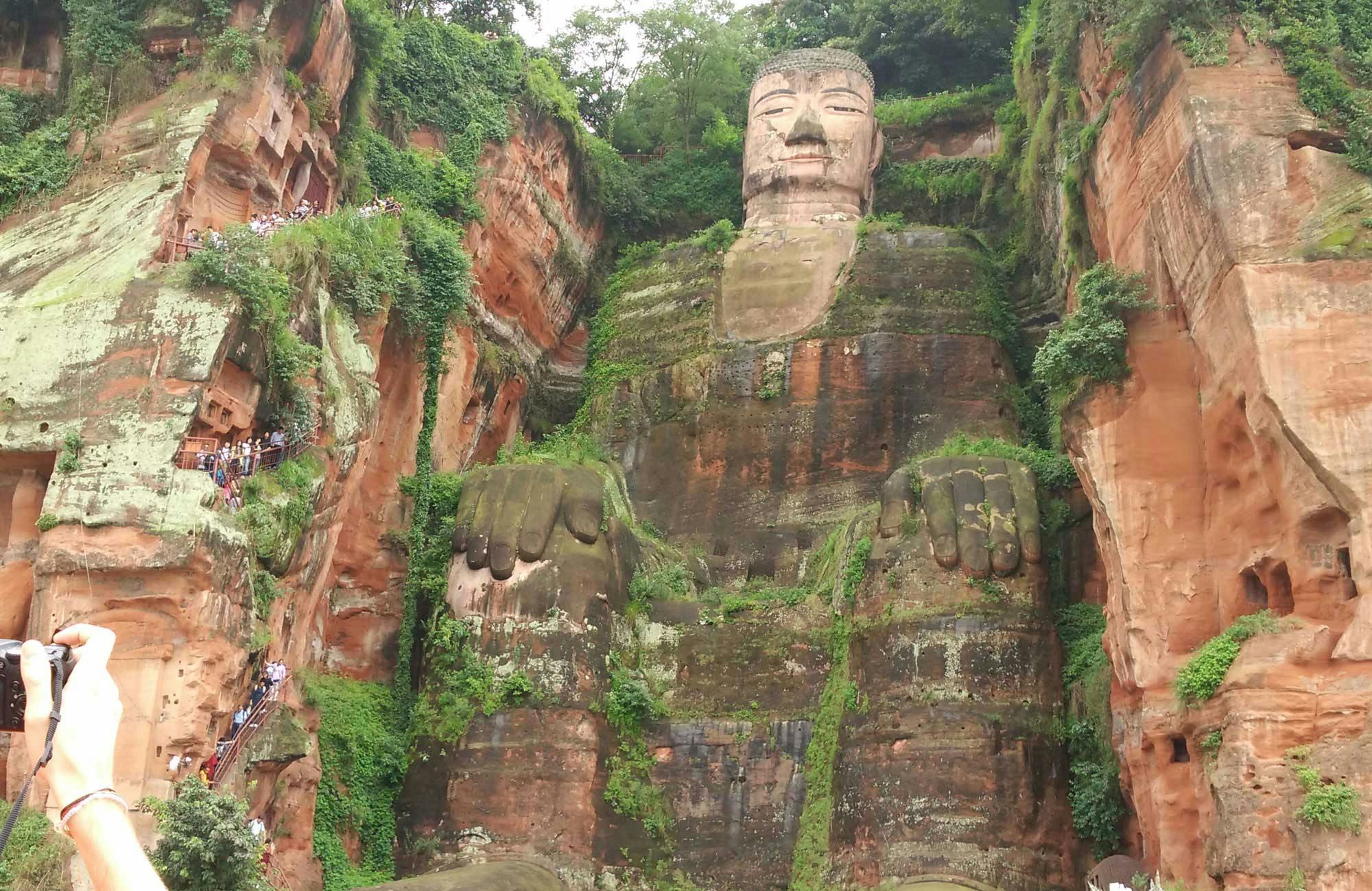 Ganztägige private Tour durch den Leshan Giant Buddha mit Mittagessen