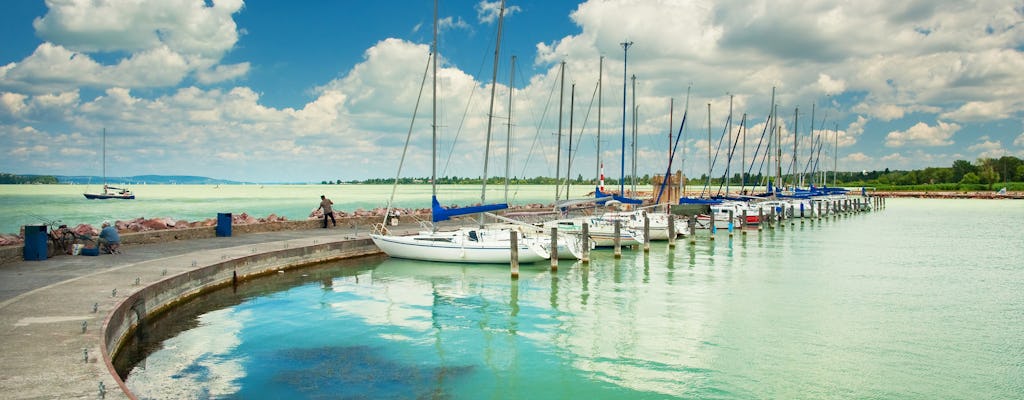 Tour privado de día completo al lago Balaton desde Budapest