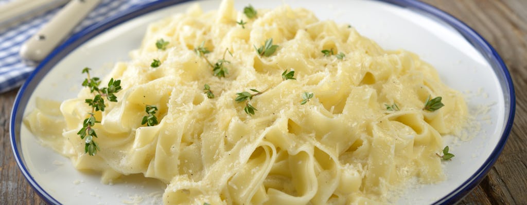 Fettuccine Alfredo cooking class and lunch