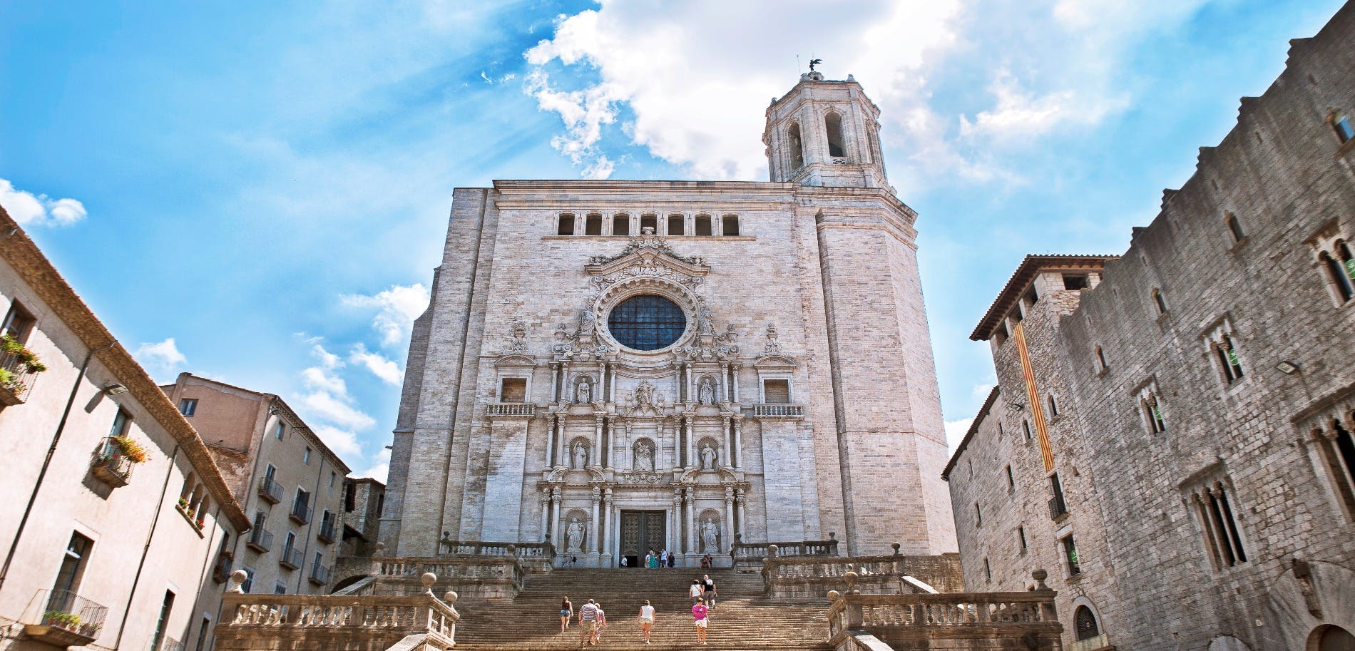 Girona and Dali Museum in Figueres private tour from Barcelona