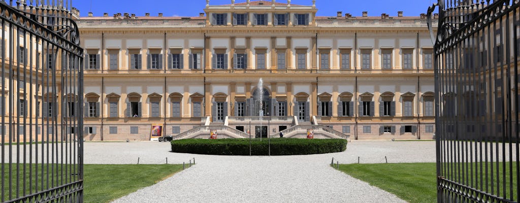 Tour of the historic center of Monza and the Royal Villa