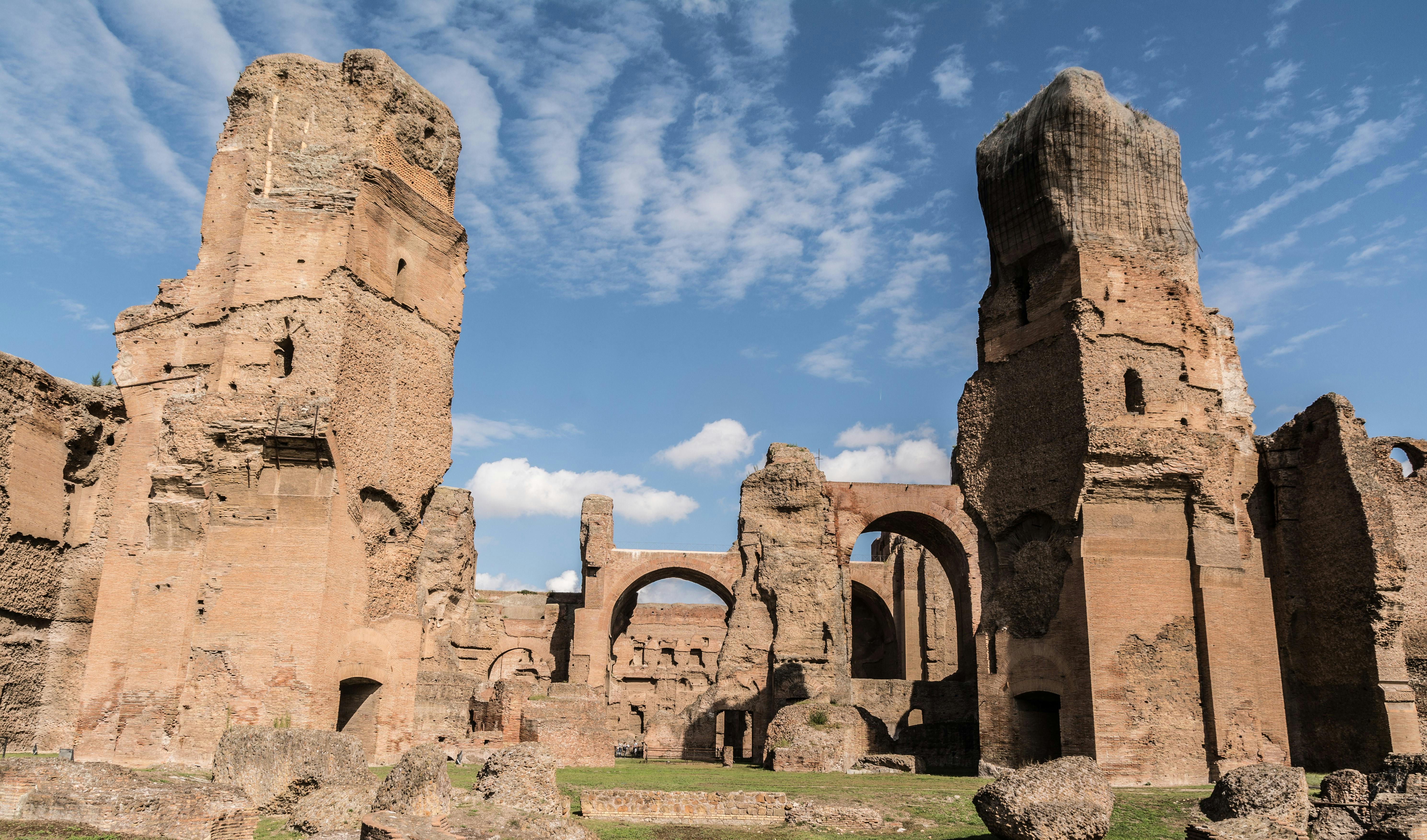 Caracalla Baths and Circus Maximus express tour