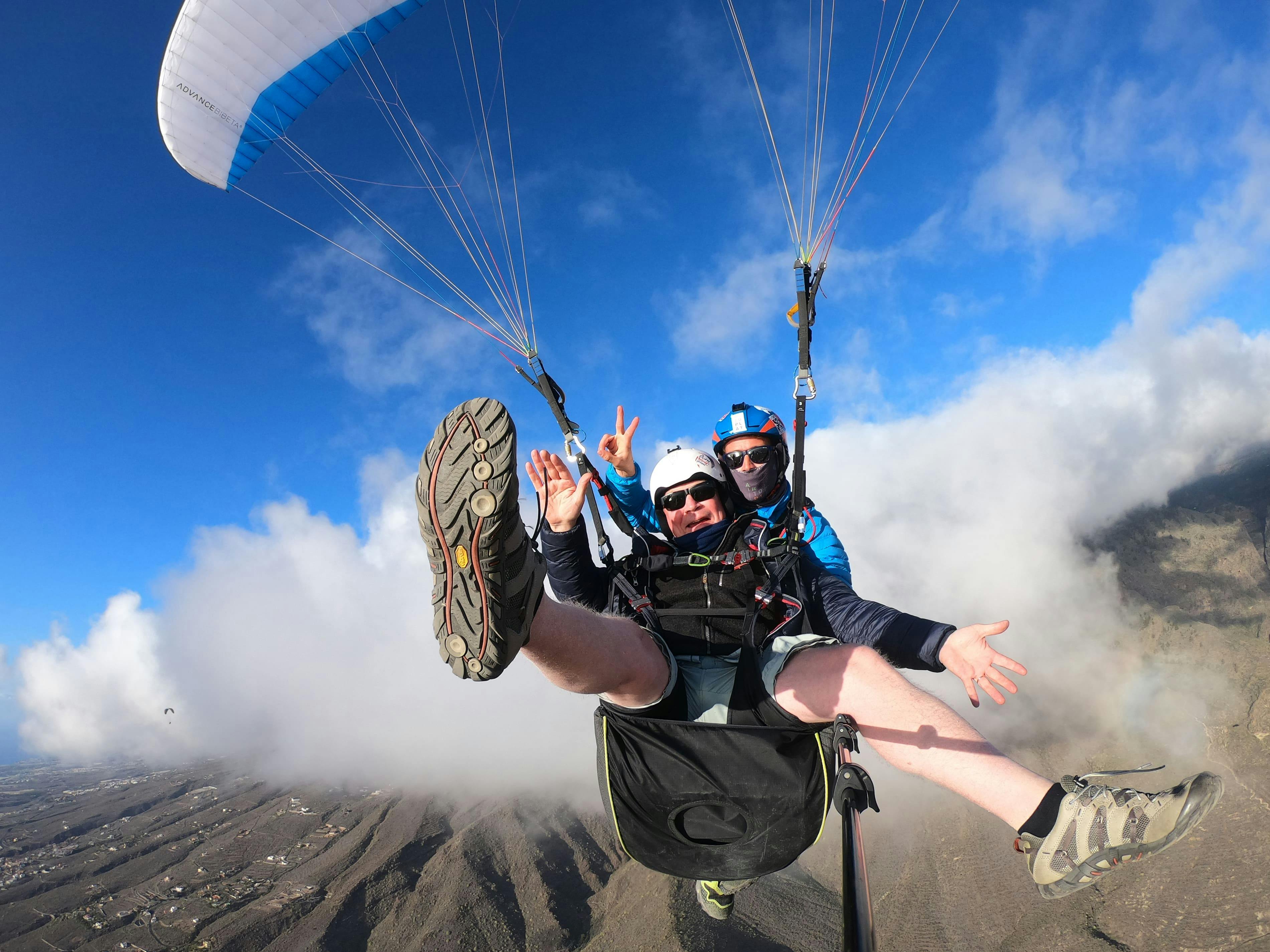 Paragliding Experiences in Tenerife