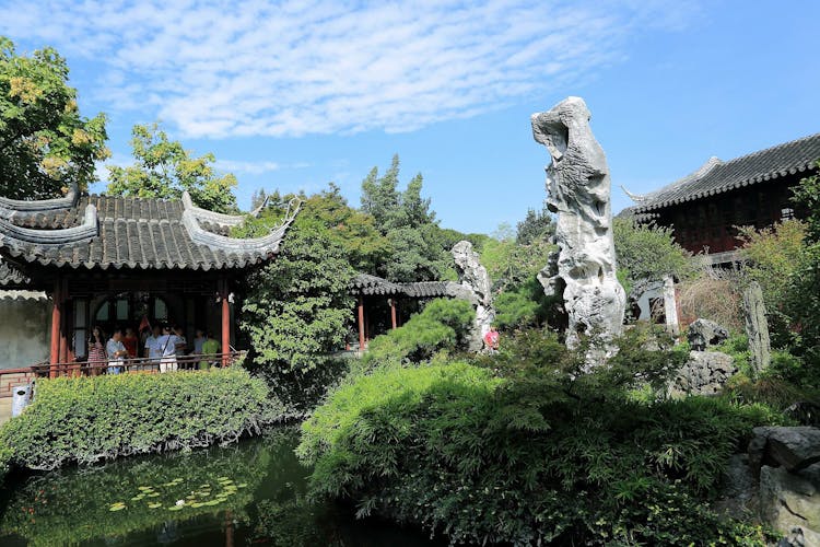Suzhou Gardens private tour with hotel or train station transfer