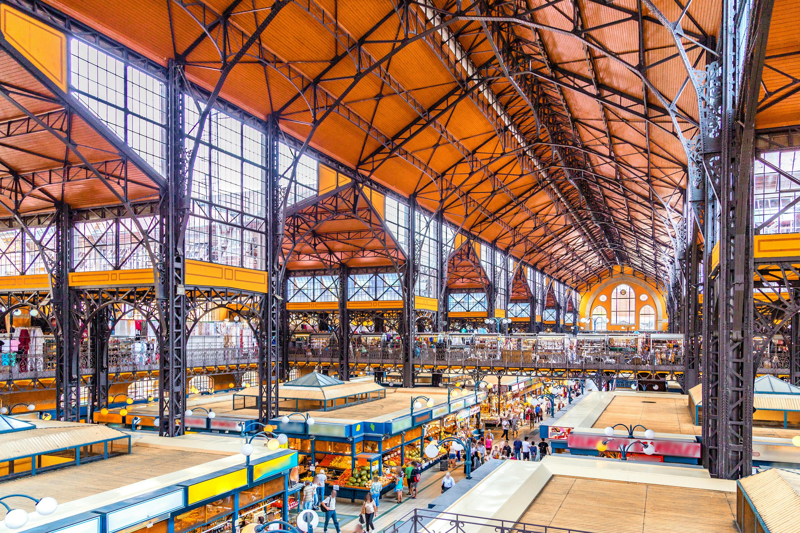 Budapester private Stadtrundfahrt mit kulinarischem Spaziergang in der zentralen Markthalle