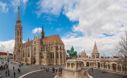 Tour privato a piedi del Castello di Buda e crociera sul Danubio con l’isola Margherita