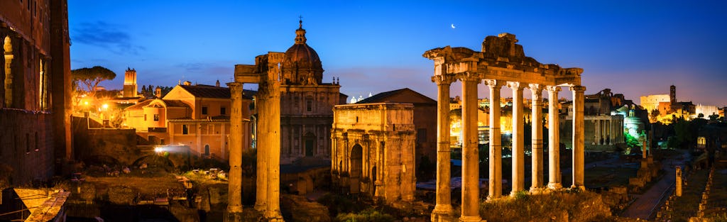 Tour privato a piedi dell'antica Roma al tramonto