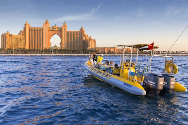 Tour en barco de 75 minutos por Atlantis, puerto deportivo de Dubái y Palm Jumeirah