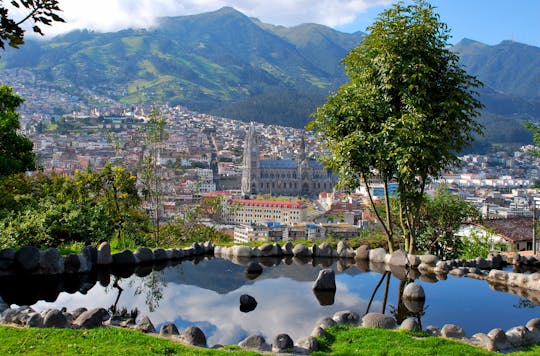 Tour della città di Quito e Museo della linea dell'Equatore con pranzo