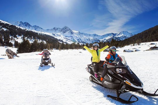 Experiencia en moto de nieve en Grand Valira