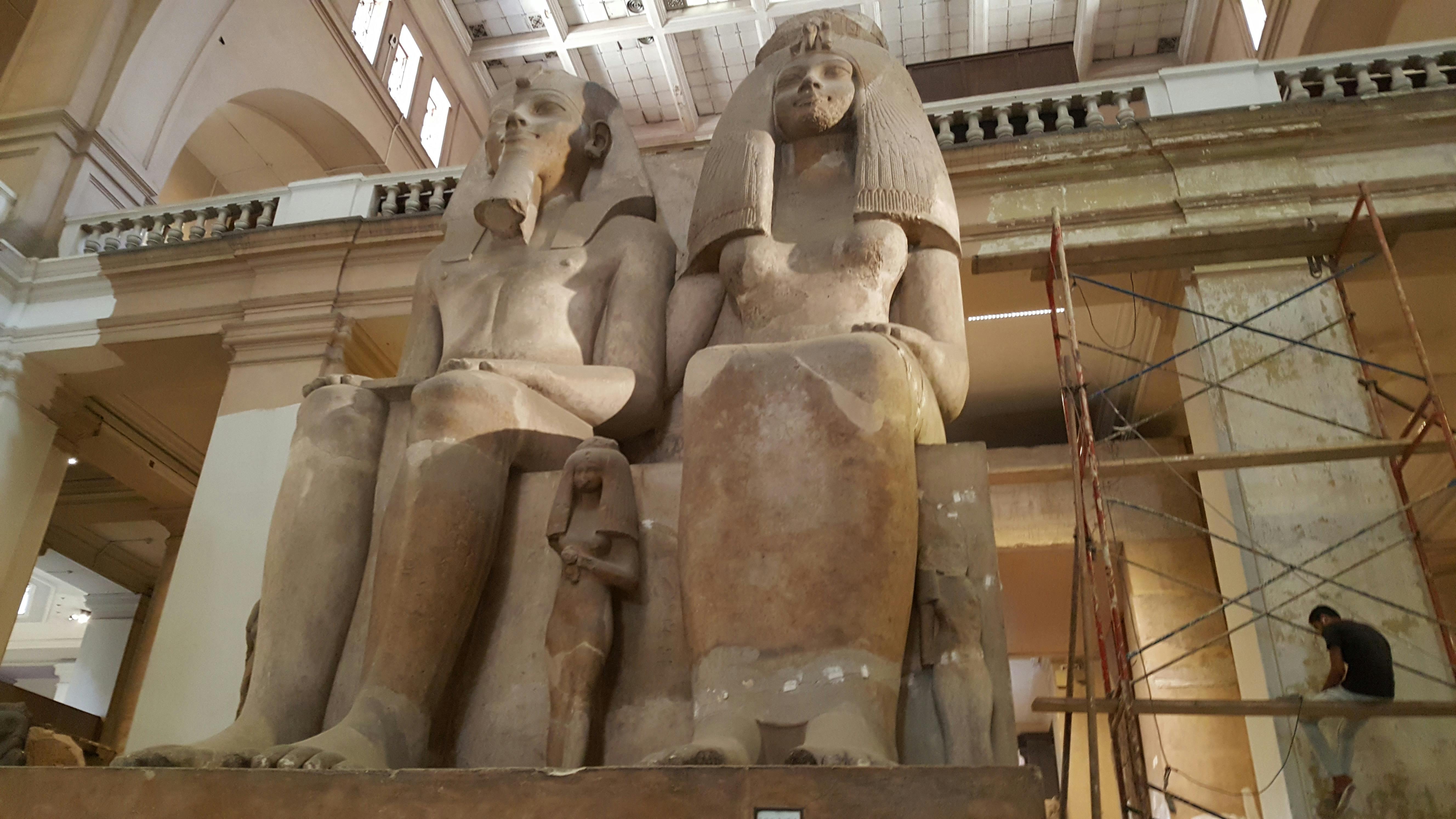 Hele dag het Egyptische museum en het faraonische dorp