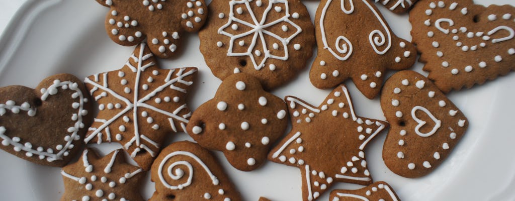 Aula de cozimento e decoração de biscoitos de gengibre polonês