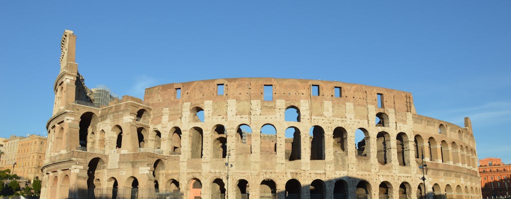 Private Führung durch das antike Rom mit Eintritt ohne Anstehen ins Kolosseum