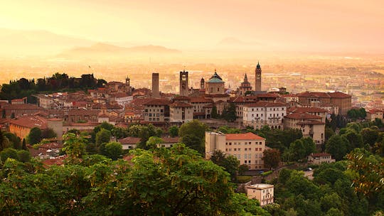 Bergamo en Franciacorta met een privéminivan vanuit Milaan