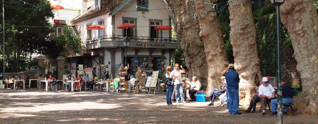 Tour in tukxi del Monte