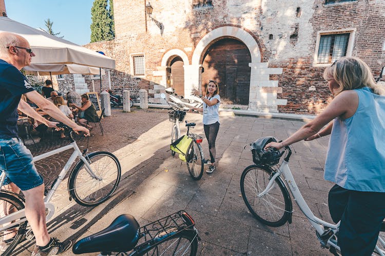 Verona Bike Tour in Local Osterias