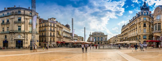 Self guided tour with interactive city game of Montpellier