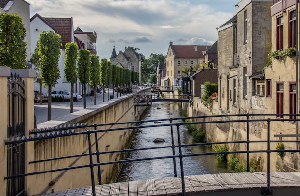 Self guided tour with interactive city game of Valkenburg