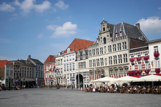 Self guided tour with interactive city game of Bergen op Zoom