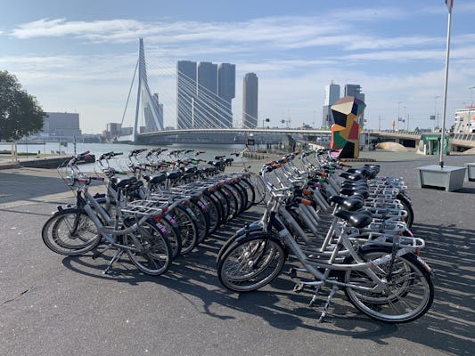 Location de vélos 24 heures sur 24 à Rotterdam