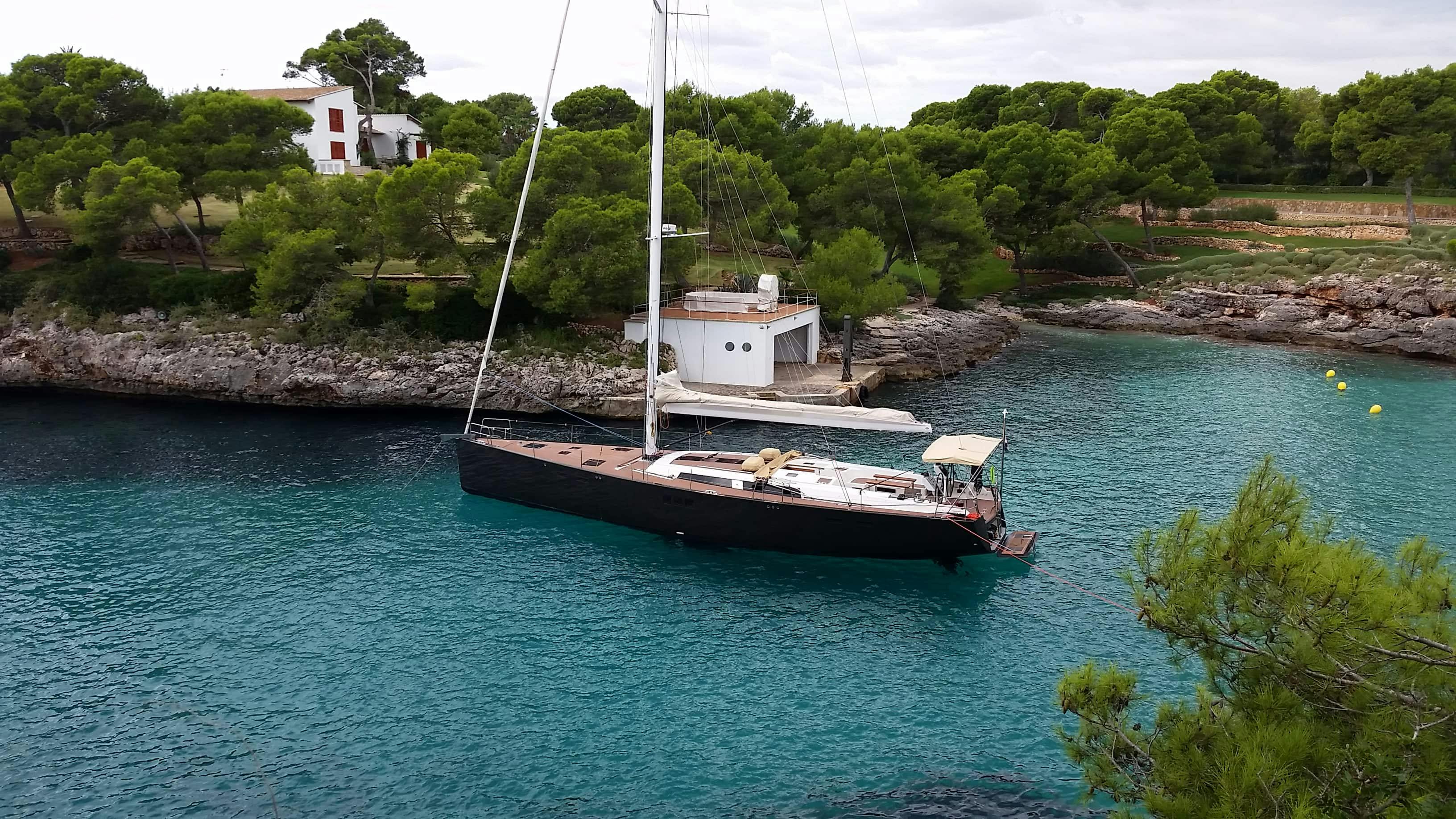 Nereida Sailing Charter