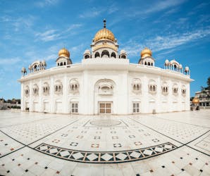 Esplora Sikhismo e Sufismo a Delhi