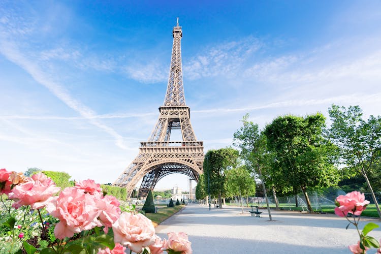 Combo tickets for Eiffel Tower, Pantheon and River Cruise