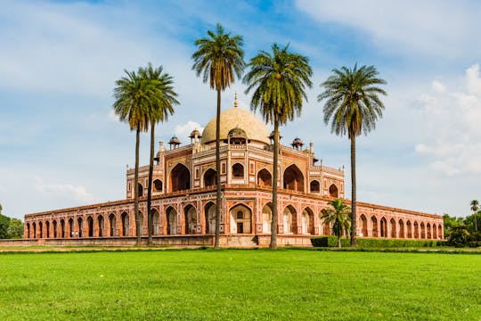 Humayun’s Tomb and Nizamuddin Dargah tour with dinner