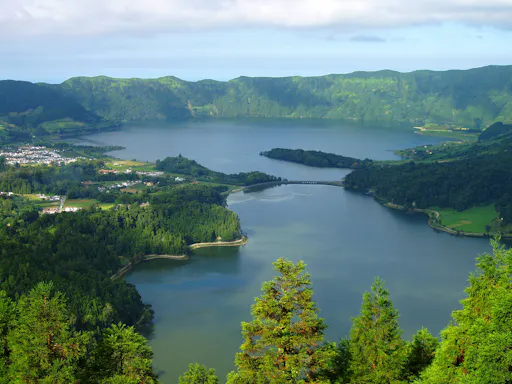 Sanguinho Walking Tour