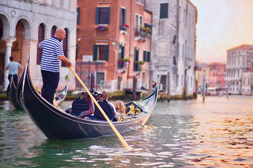 202101115ffc5b6544151.jpeg