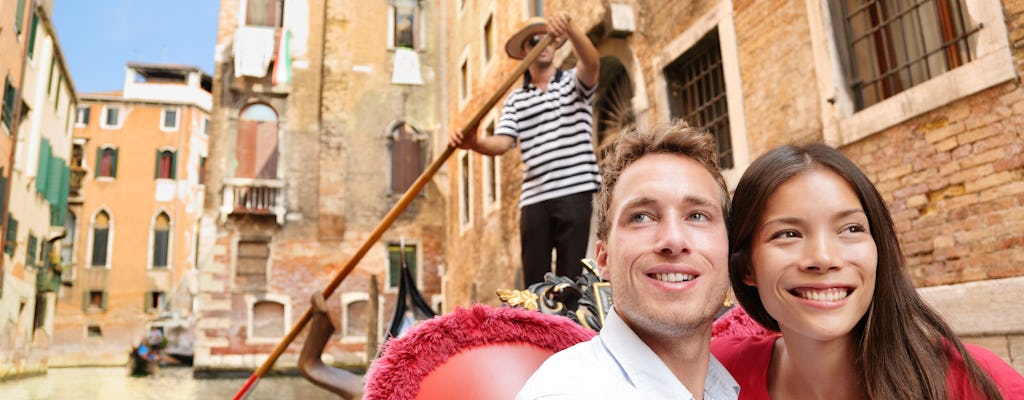 Venice private gondola tour