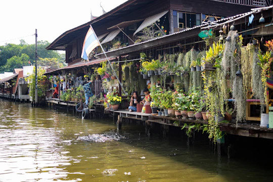 Royal Grand Palace and Bangkok Canal Tour