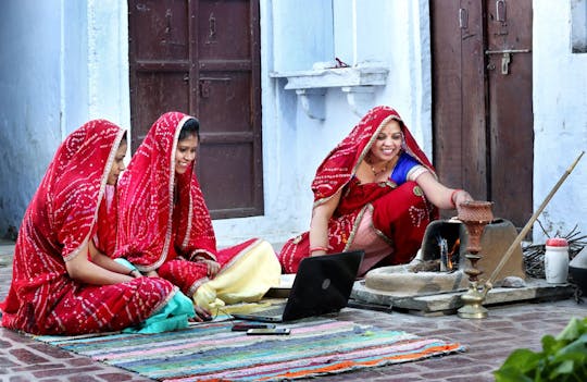 Local  meal tasting in Agra