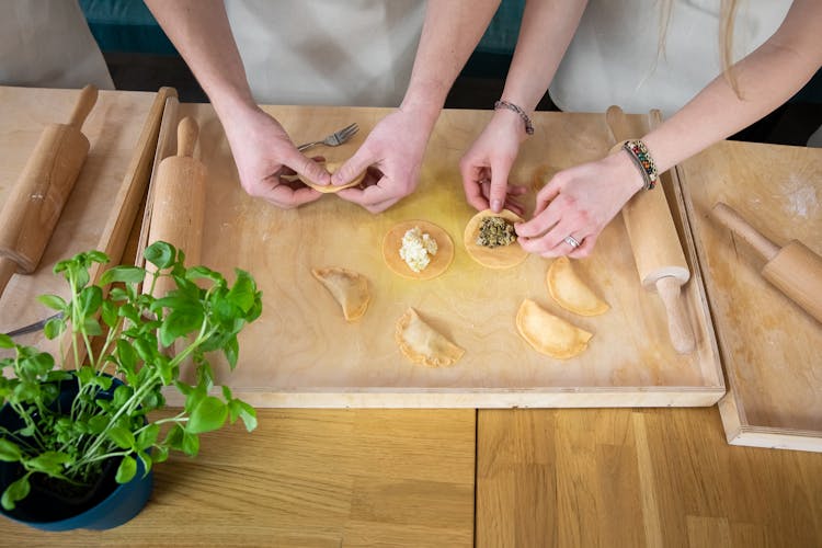 Polish dumpling cooking class with drinks