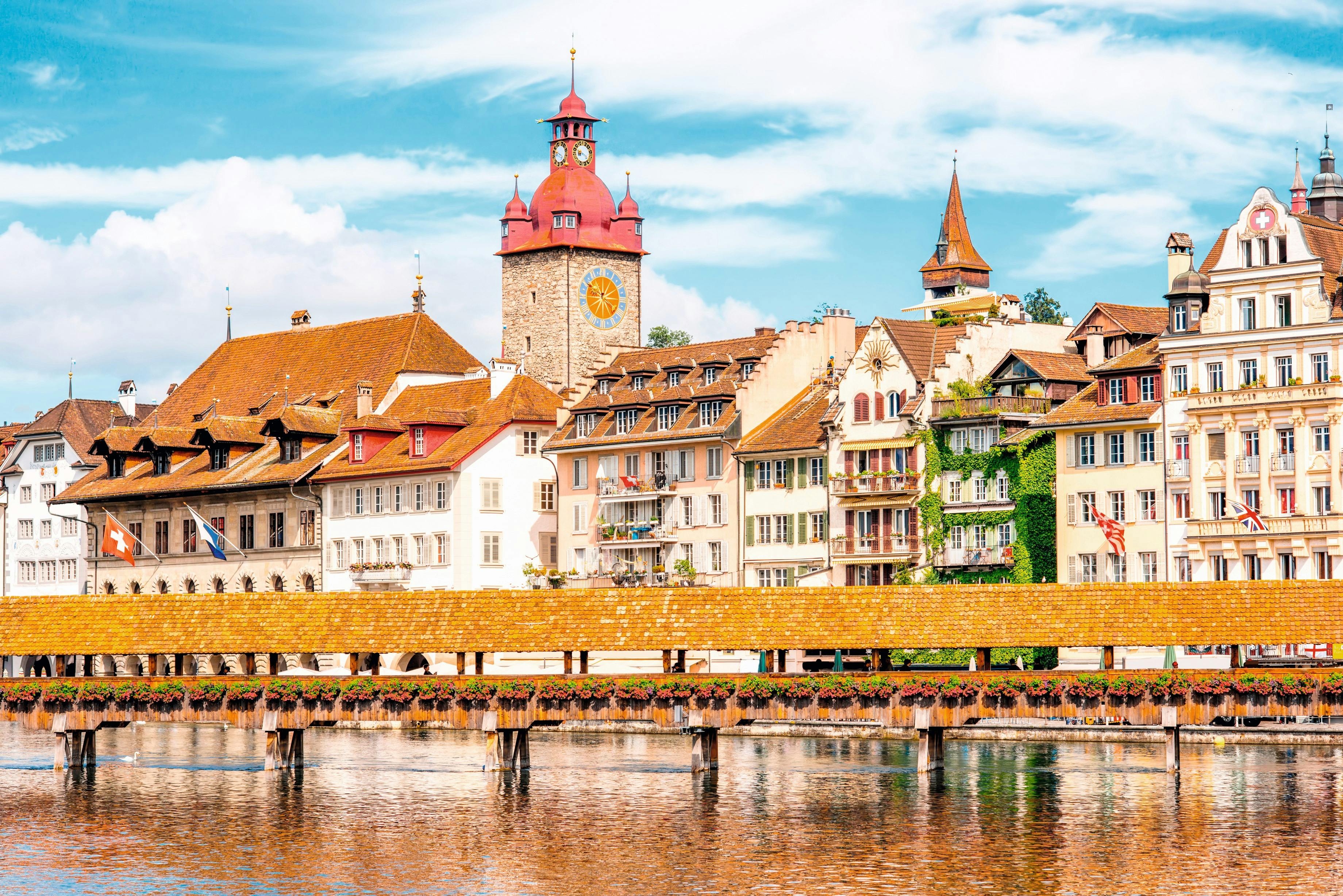 River Cruises Collection: Lucerne City Tour