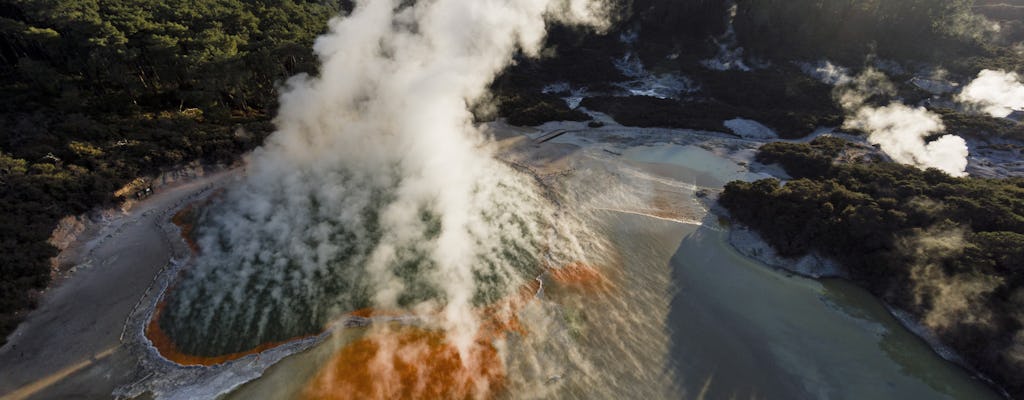 Expérience surréaliste du bain du diable