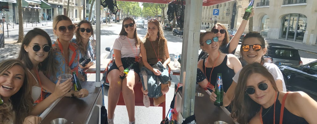 Sightseeing tour of Paris onboard a moving bar